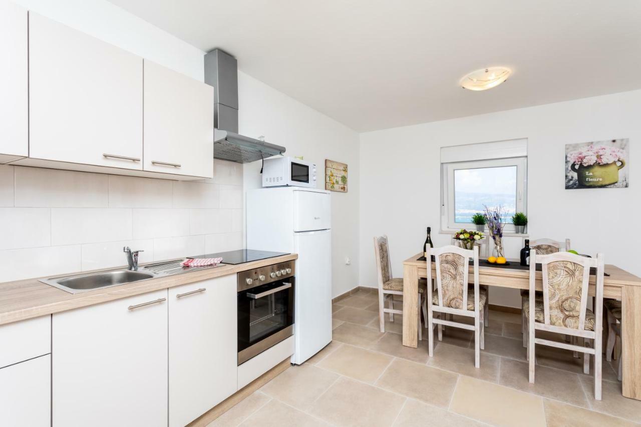 Apartments Ibis Cizici Ngoại thất bức ảnh